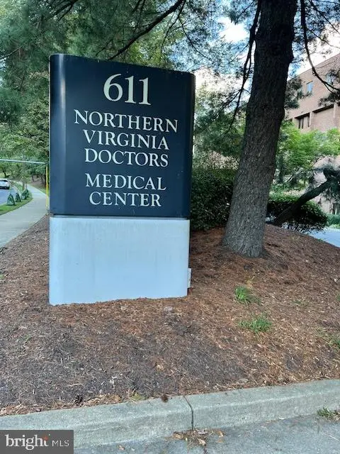 611 S Carlin Springs Rd #406, ARLINGTON