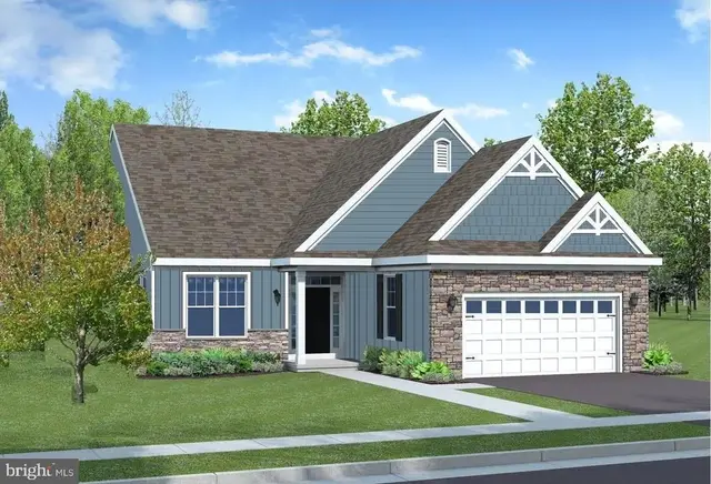 03 Fairmont Ln, Dover