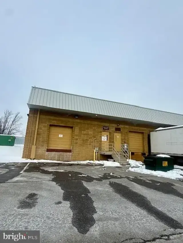 1710 Sulphur Spring Rd, Halethorpe