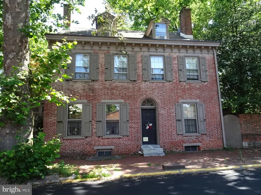 411 Delaware St #a, New Castle