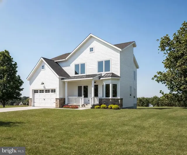 17991 Old Triangle Rd, Triangle
