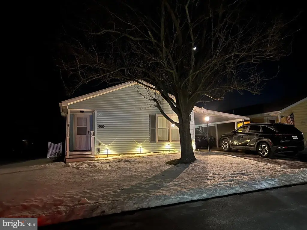 33 Westview Ter, WOMELSDORF