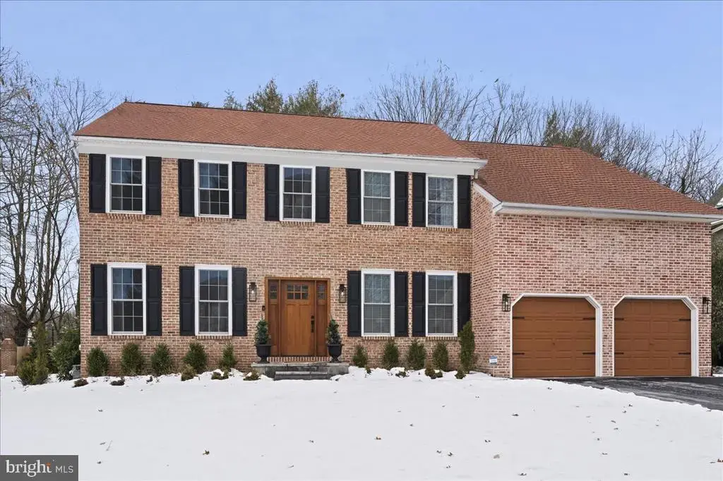 1 Steeplechase Dr, DOYLESTOWN