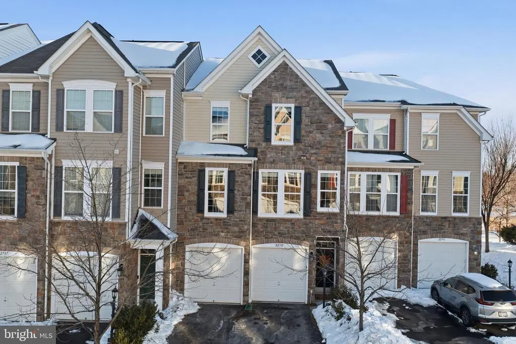 22745 Balduck Ter, BRAMBLETON