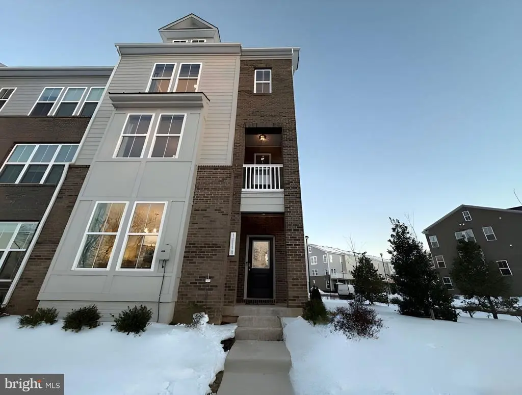 10150 Queens Way, MANASSAS