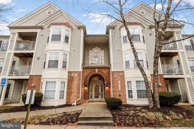 18707 Sparkling Water Dr #203, Germantown