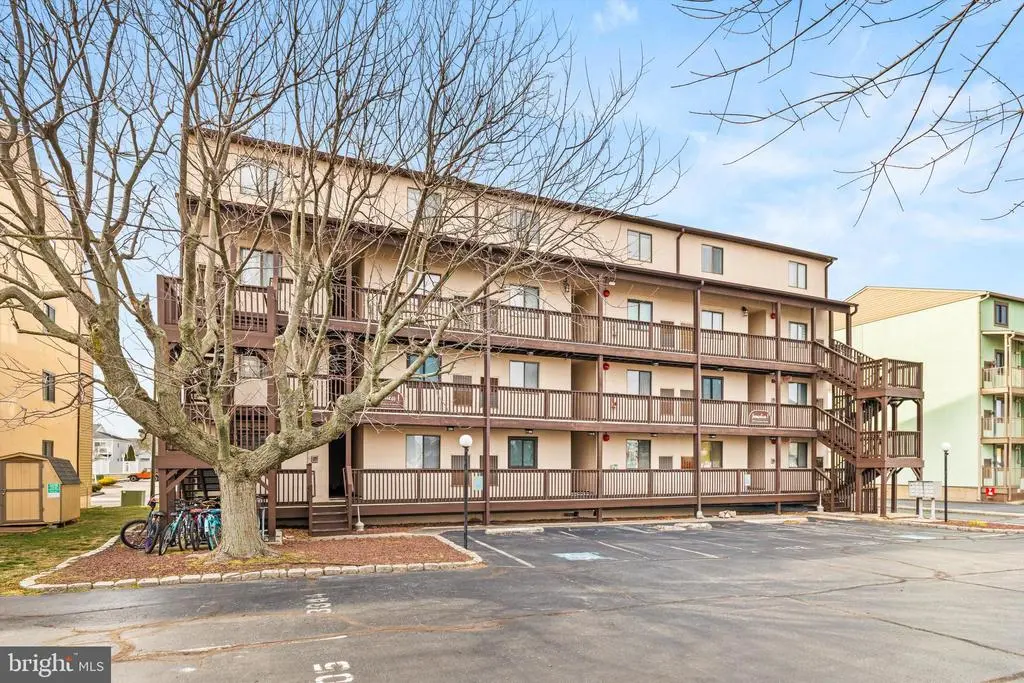 12302 Jamaica Ave #302, Ocean City