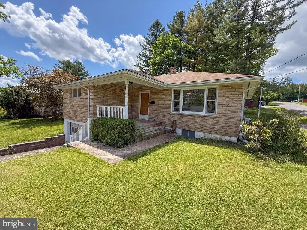 127 S Oakhall Dr, OAKLAND