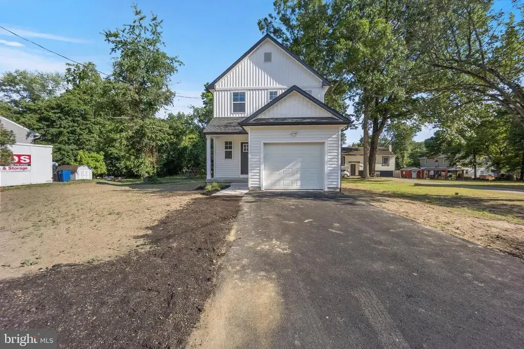 492 Ellis Ave, LAWNSIDE