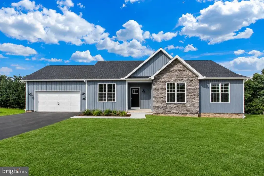 59 Bright Ln #11, HANOVER