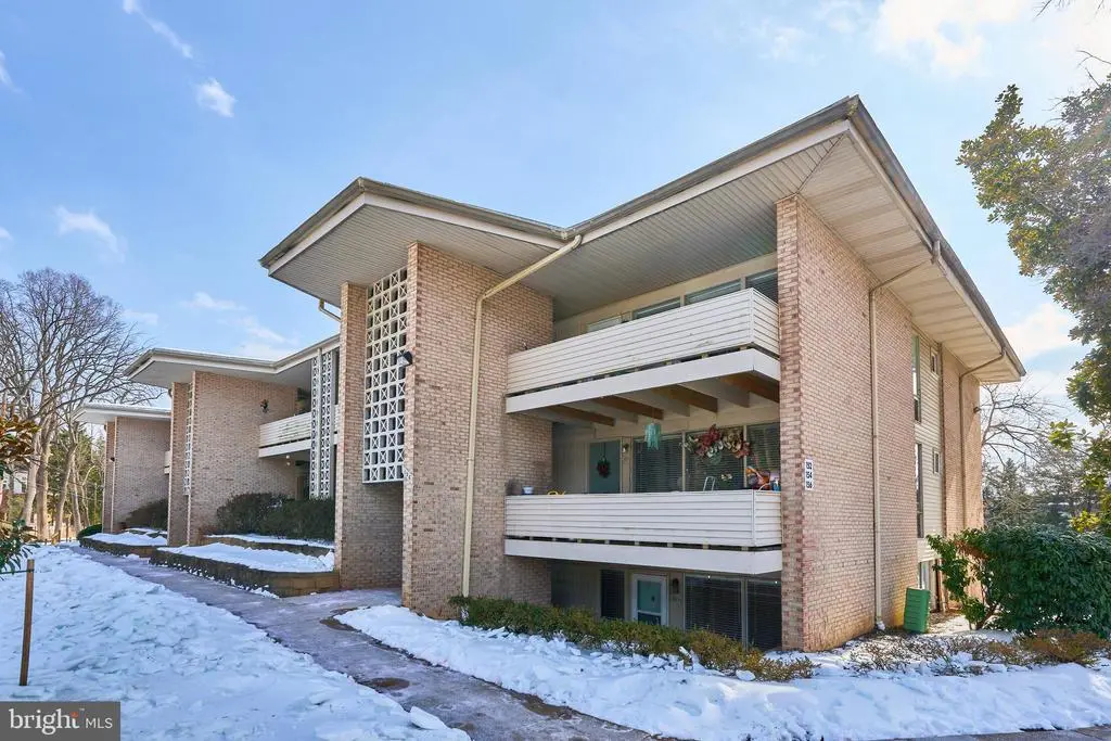 156 Haycock Rd #a-6, FALLS CHURCH