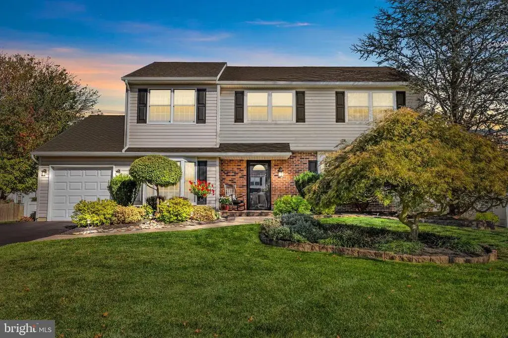 284 Greenview Rd, YARDLEY