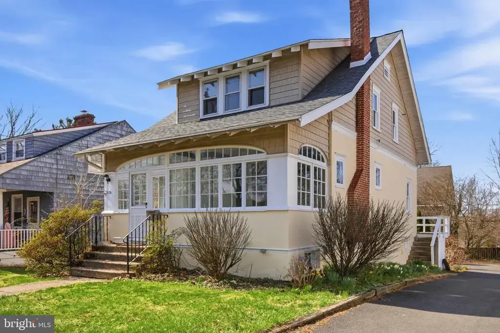 236 Green St, DOYLESTOWN