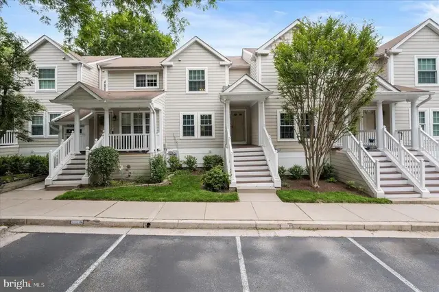 4850 Dorsey Hall Dr #8, Ellicott City