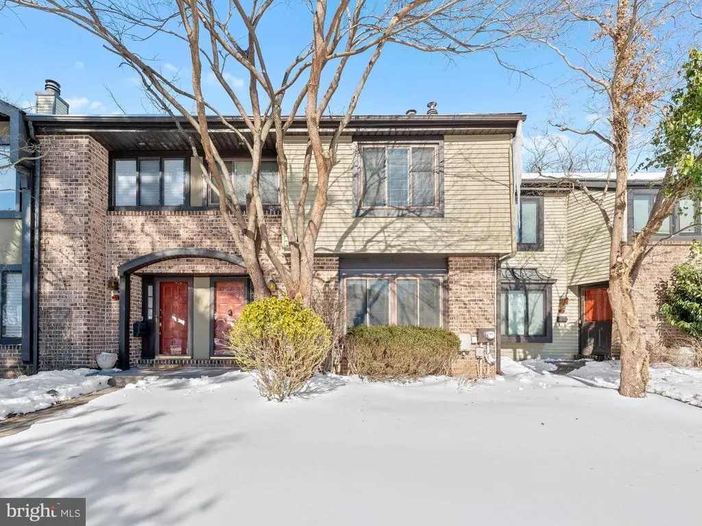 Photo of Listing #PABU2113374