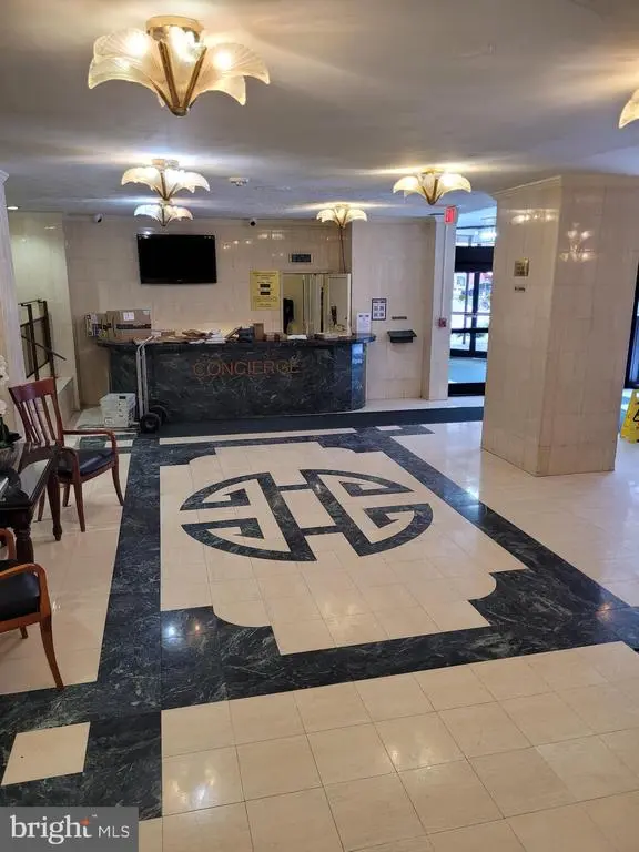 1121 Arlington Blvd #624, ARLINGTON