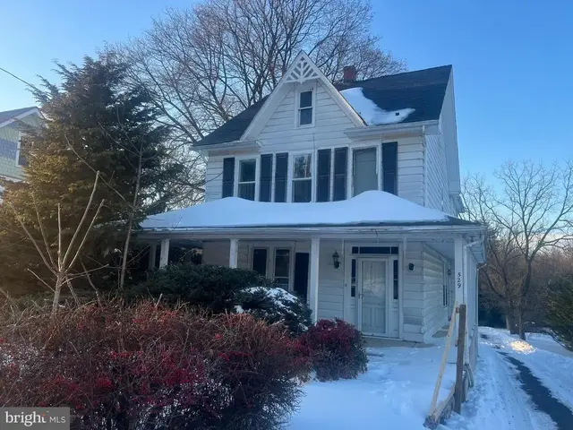 529 Main St, Delta
