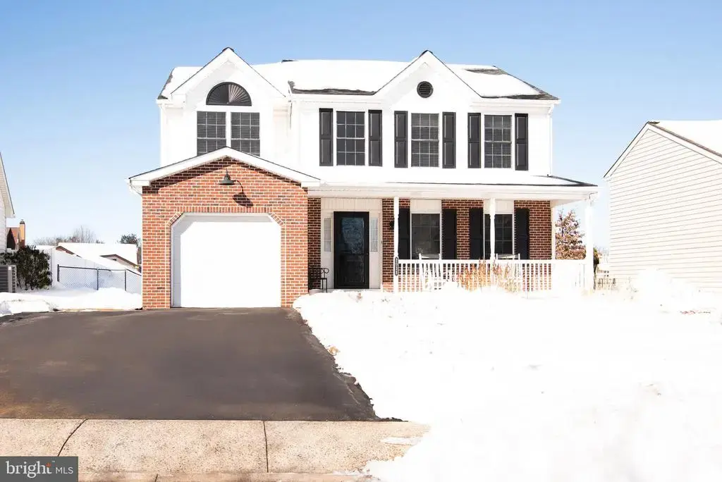 2038 Valley View Dr, QUAKERTOWN