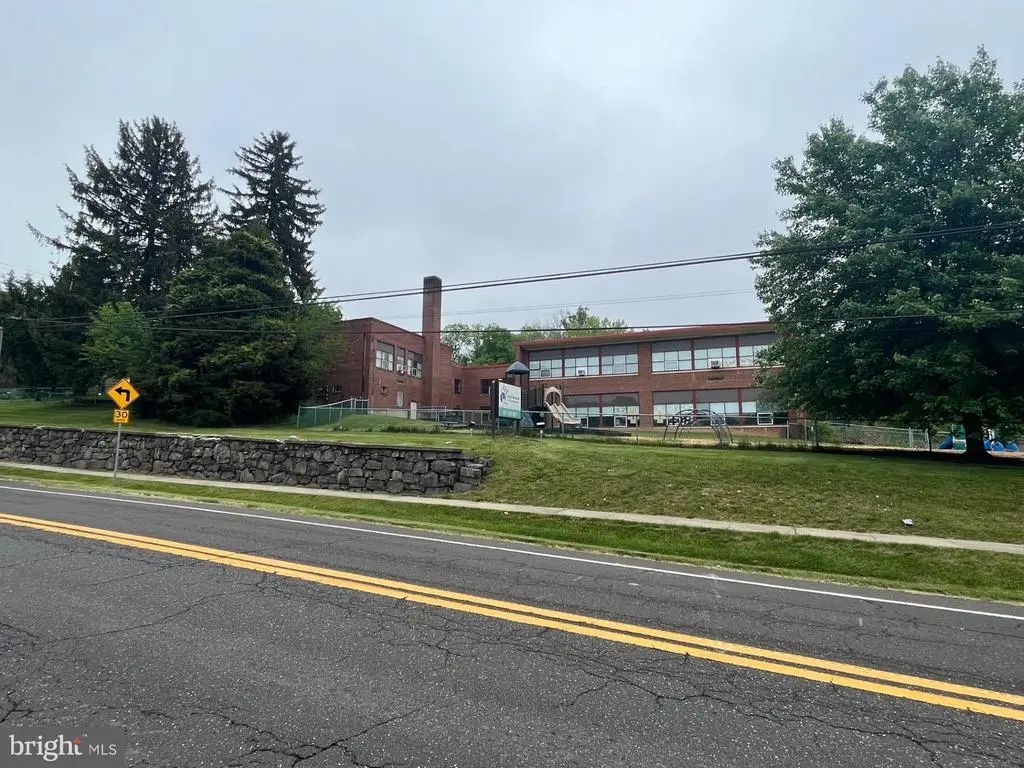 3000 Main St, GREEN LANE