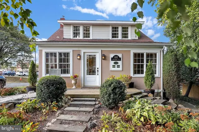 1 Montgomery Ave, Gaithersburg