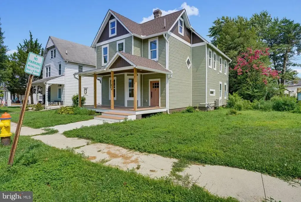 410 West St, CLAYTON