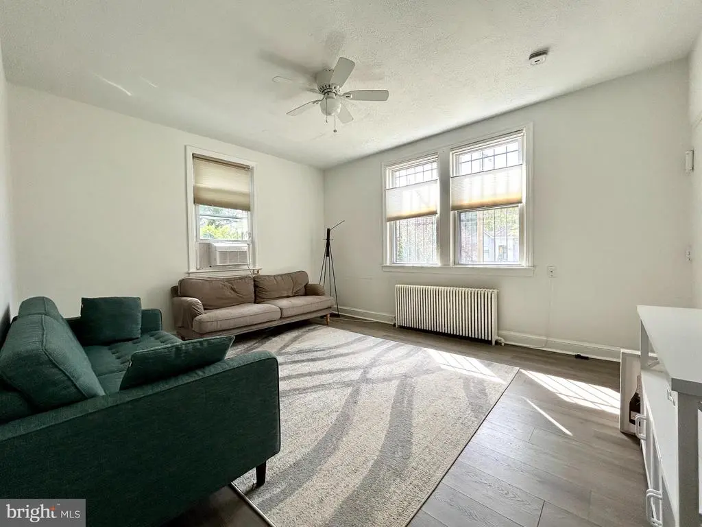 446 Mellon St Se #2, WASHINGTON