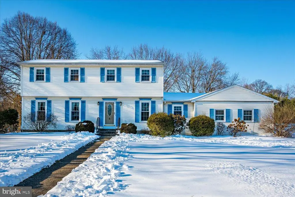 221 Hickory Corner Rd, EAST WINDSOR TWP