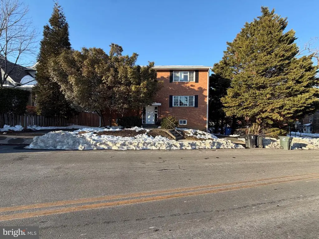 4207 15th St N, ARLINGTON