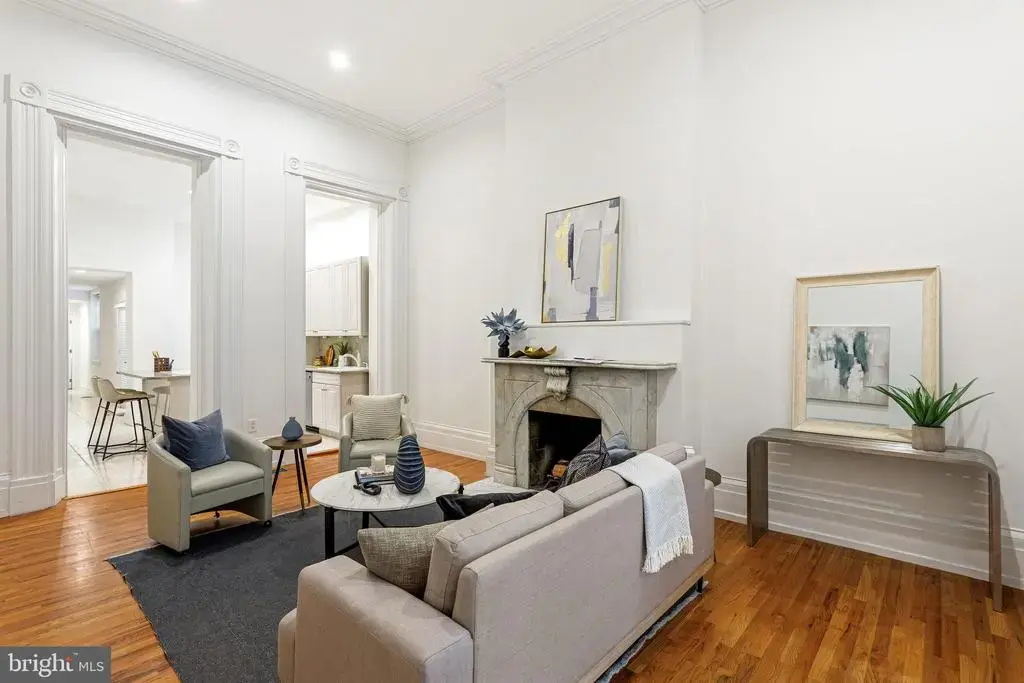 306 S 10th St #a, PHILADELPHIA
