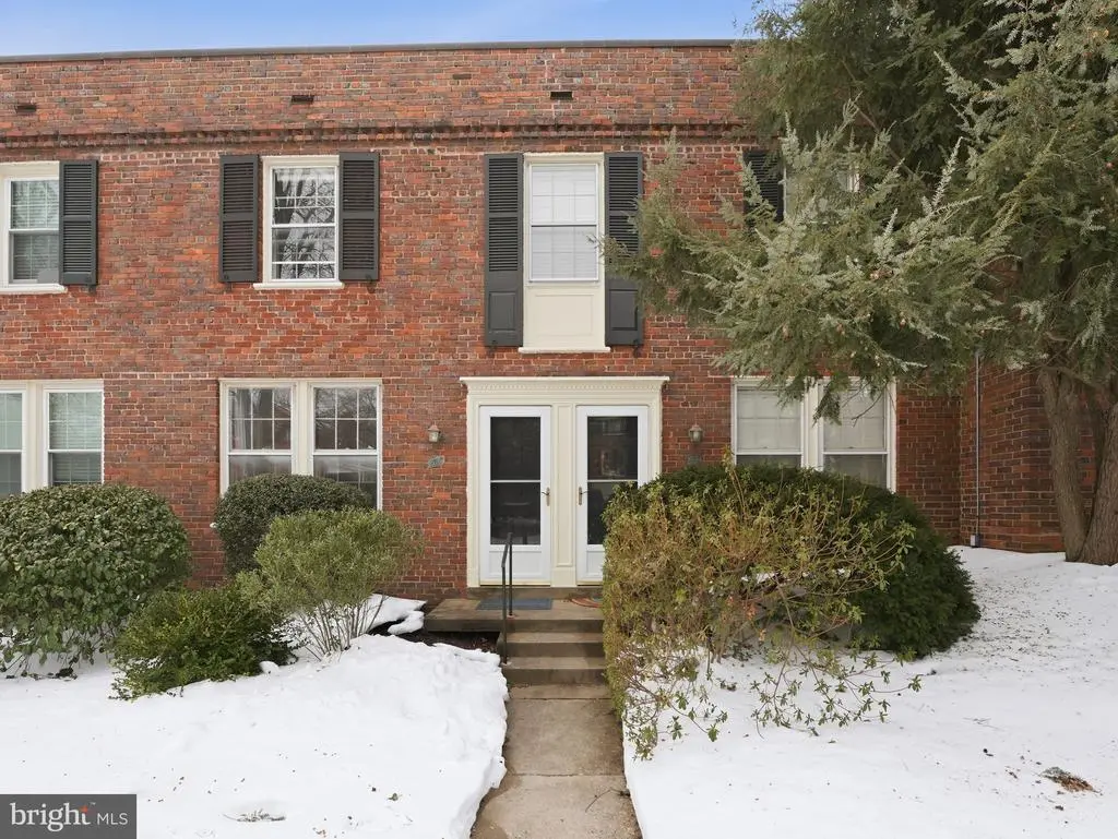 1400 S Edgewood St #515, ARLINGTON