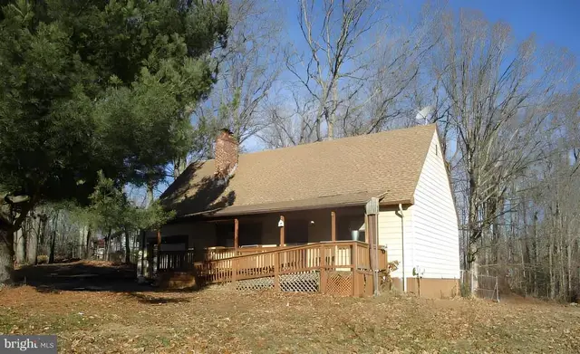 211 Greenwood St, Elkton