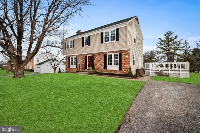 5 Hollis, Lutherville Timonium