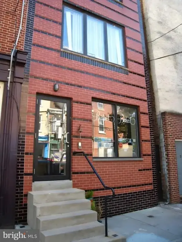 815 S 4th St, Philadelphia