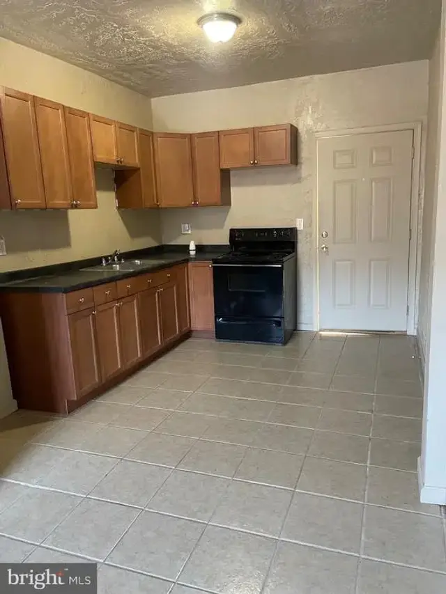 9 Maul Ave #d, Felton