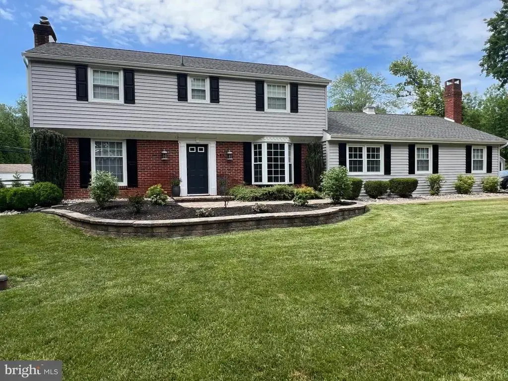 543 Green Valley Rd, LANGHORNE