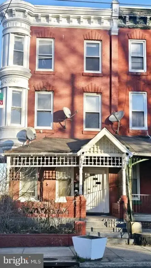 829 N 41st St, Philadelphia
