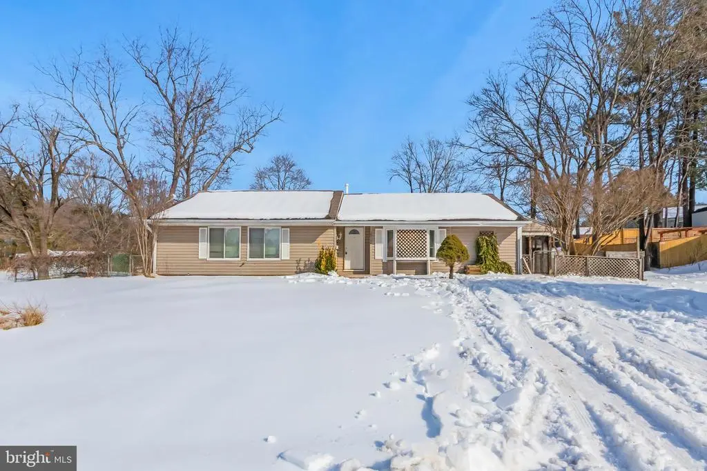 15700 Perkins Ln, Bowie