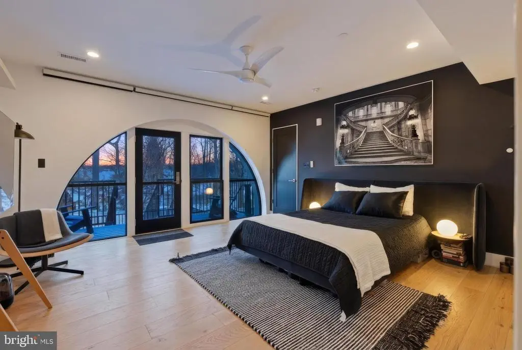 2701 Hume Dr #400, SILVER SPRING