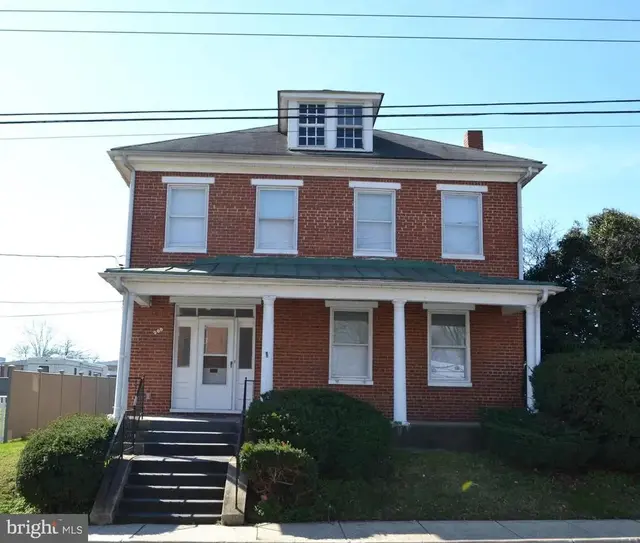 200 W All Saints St W, Frederick