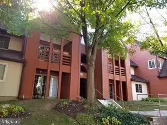 4934 Columbia Rd #458, Columbia