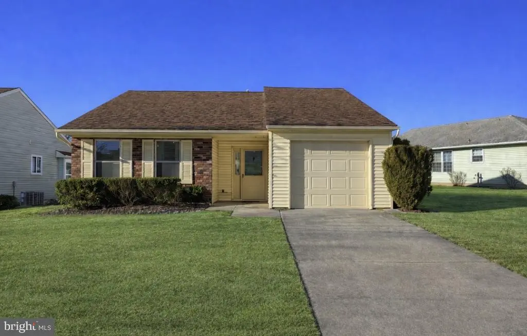 12 Windmill Ct, COLUMBUS