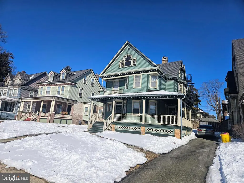 912 Riverside Ave #3, TRENTON