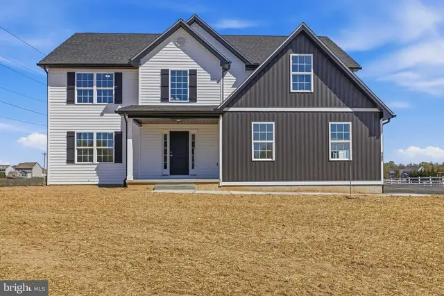 107 Nicholas Ct, New Castle