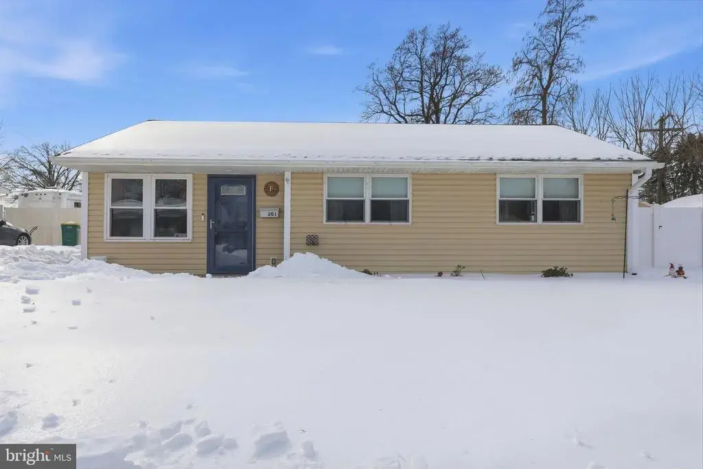 201 Allendale Dr, MORRISVILLE