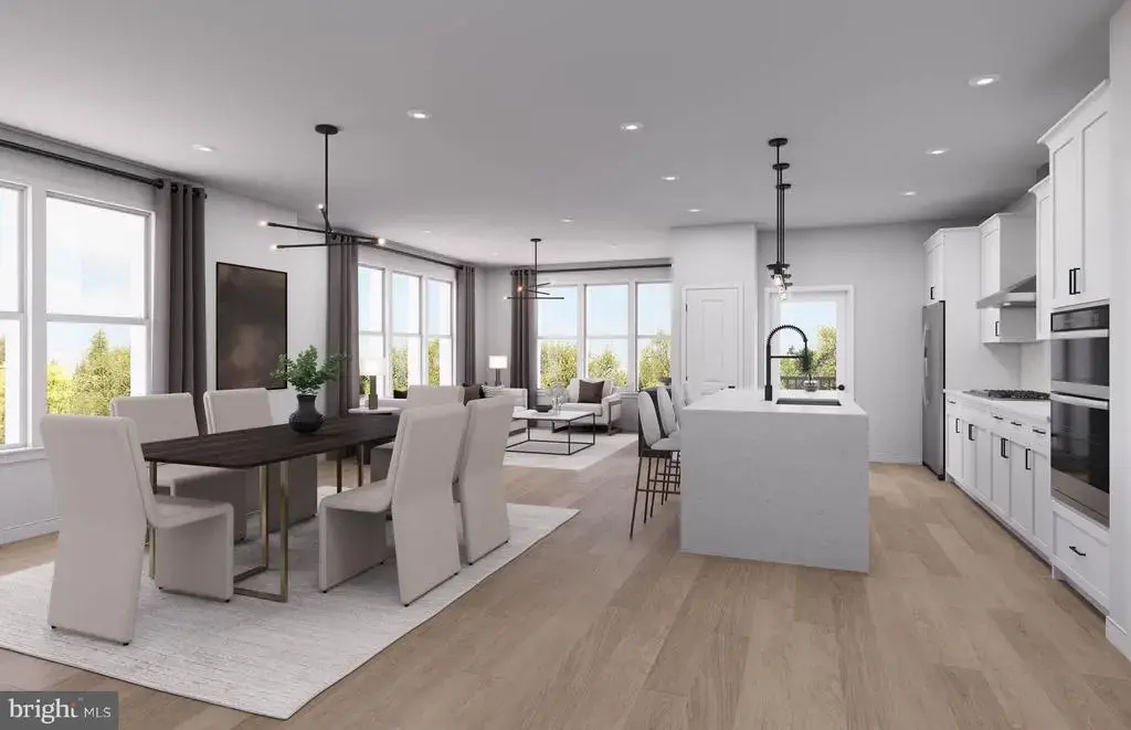 8131 Shining Star Ln #207, VIENNA