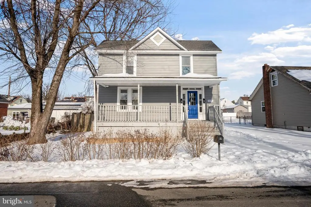 1227 63rd St, Rosedale