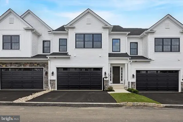 520 Fullerton Farm Court #15, Chalfont