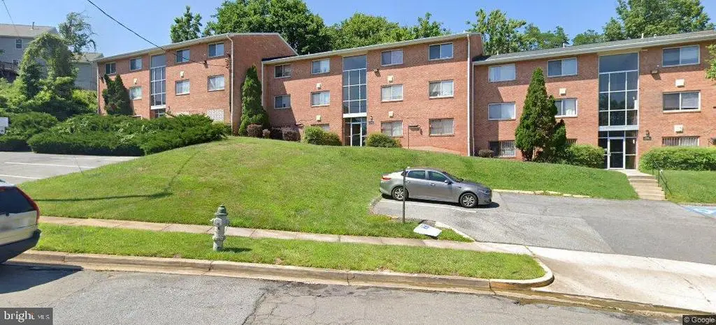 7512 Hawthorne St #4, Landover