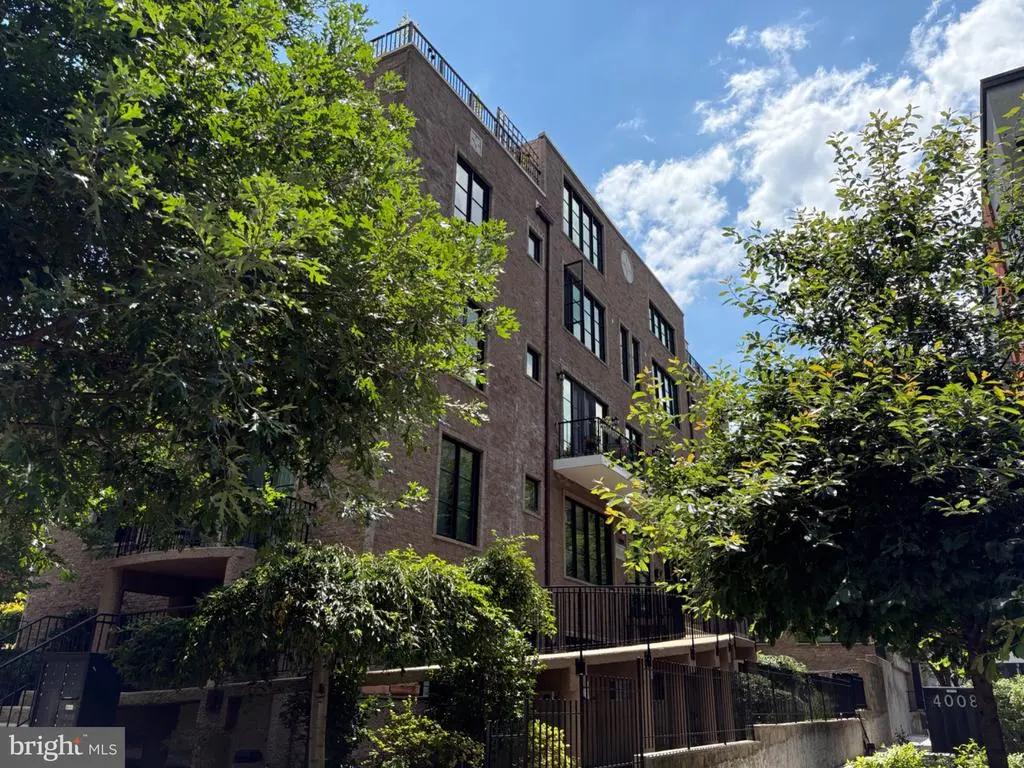 4004 Edmunds St Nw #7, WASHINGTON