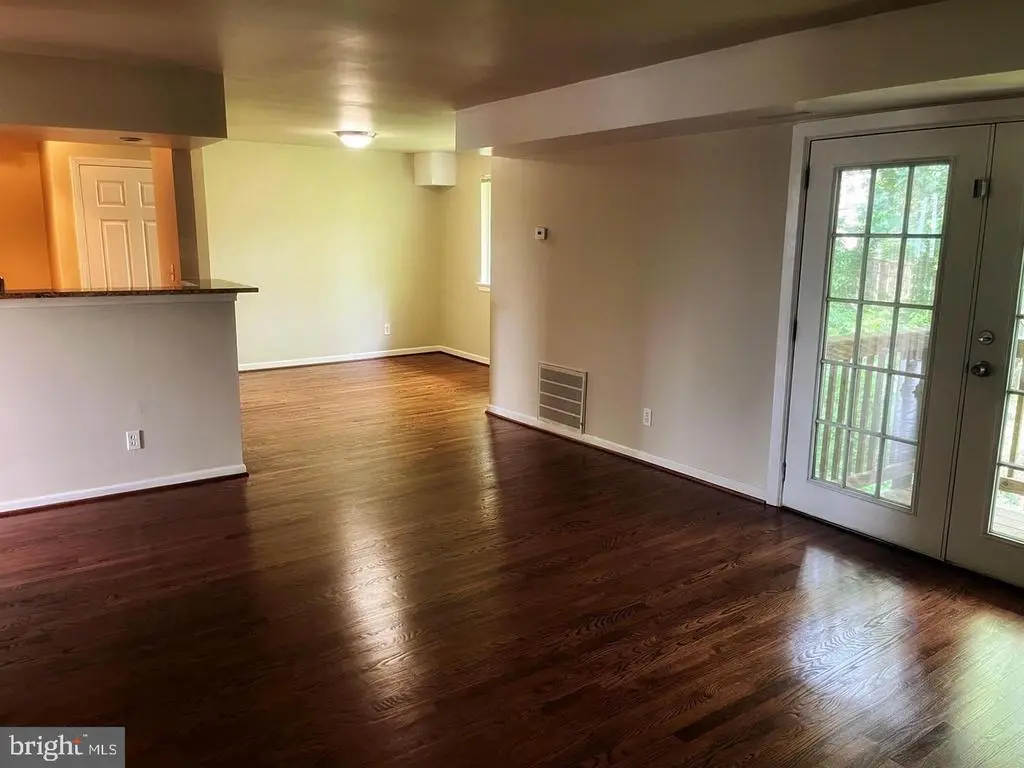 7516 Hawthorne #6, Landover